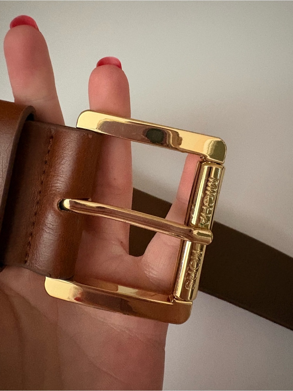 Michael Kors Brown Leather Belt with Gold-Tone Buckle Sz XS - Picture 2 of 5